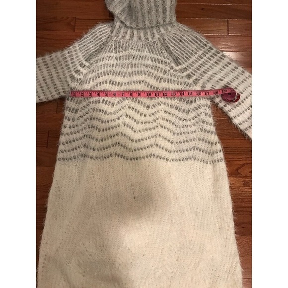 Anthropologie Sleeping On Snow Shelby Eyelash Sweater Dress - Medium - NWOT - Picture 3 of 11